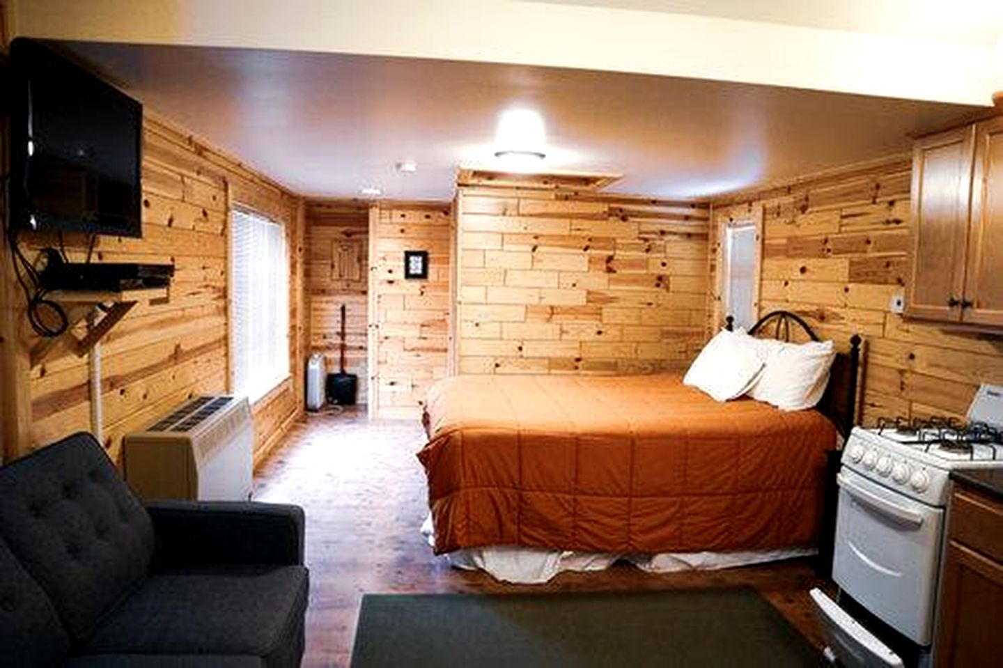 Idyllic Cabin Rental near the Au Sable River in Michigan