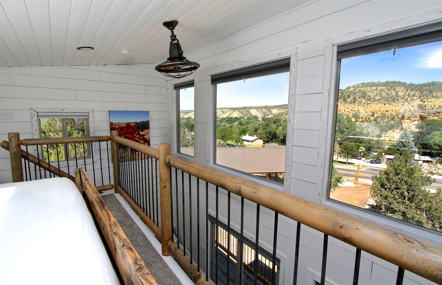 Modern Cabin Rental in the Trees for Luxury Camping in Utah