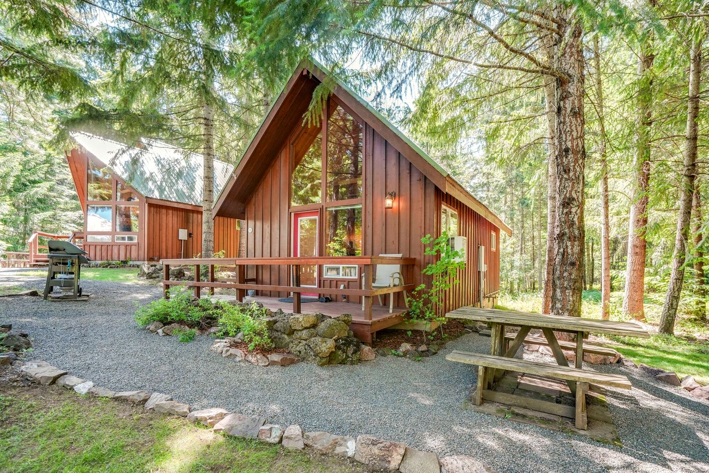 Cabins (United States of America, Trout Lake, Washington)