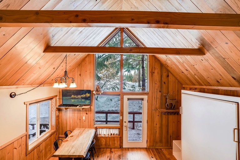 Cabins (United States of America, Trout Lake, Washington)