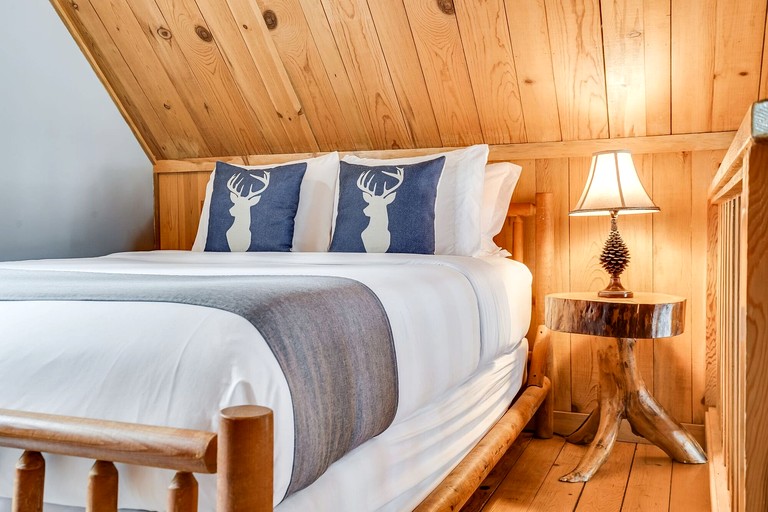 Cabins (United States of America, Trout Lake, Washington)