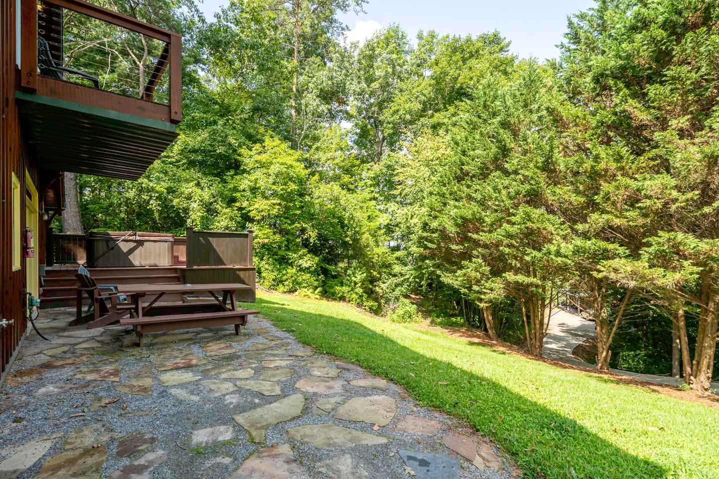 Delightful Cabin Rental with Mountain Views near Chattahoochee National Forest, Georgia
