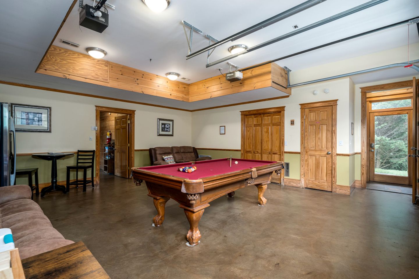 Delightful Cabin Rental with Mountain Views near Chattahoochee National Forest, Georgia