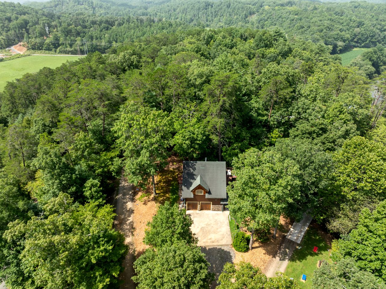 Delightful Cabin Rental with Mountain Views near Chattahoochee National Forest, Georgia