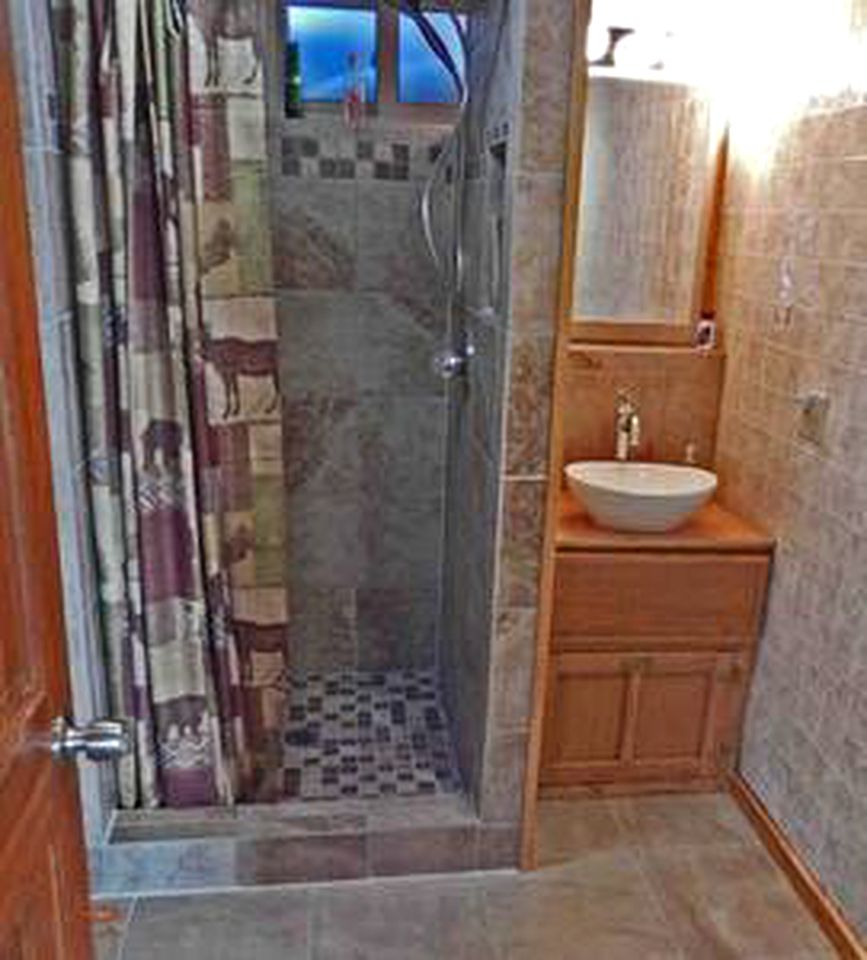 Cabin Rental for Large Groups Ideal for Colorado Glamping