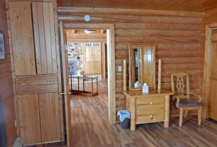 Cabins (United States of America, Walden, Colorado)