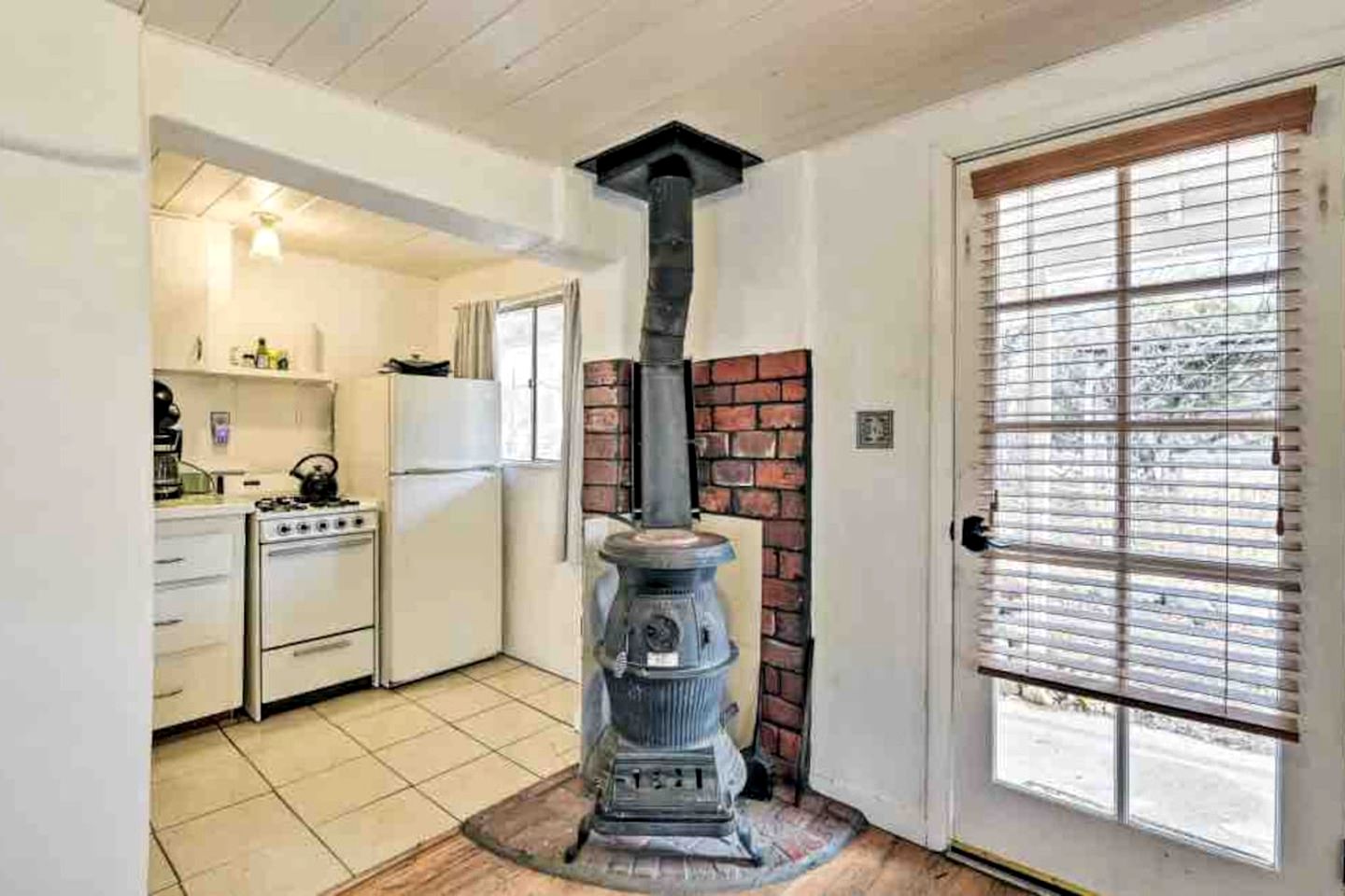 Rural Log Cabin Rental for Couples near Taos Ski Valley
