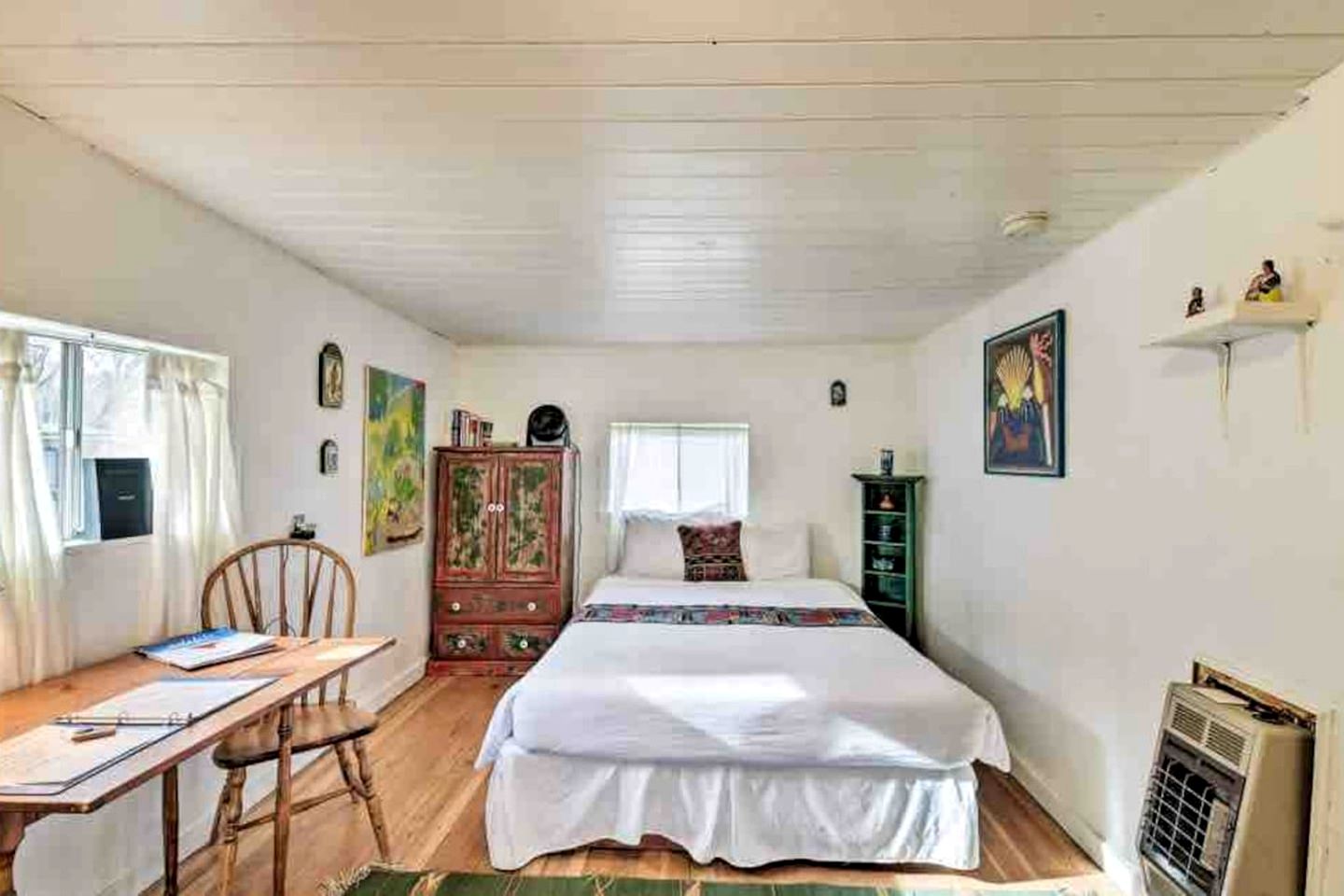 Rural Log Cabin Rental for Couples near Taos Ski Valley