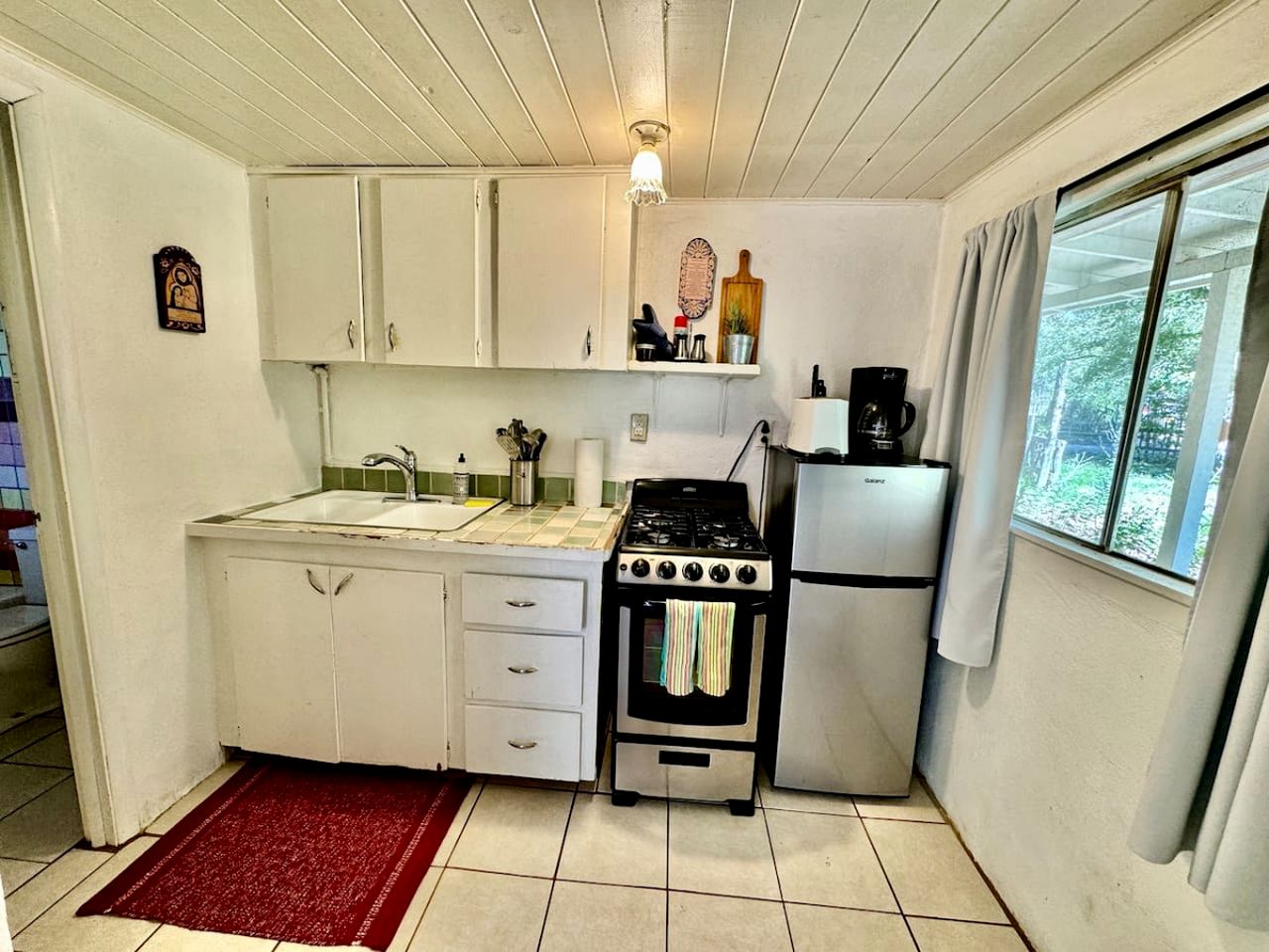 Rural Log Cabin Rental for Couples near Taos Ski Valley