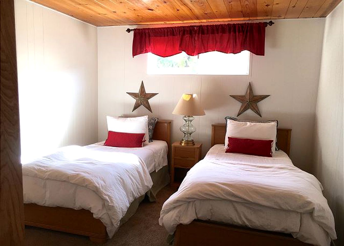 Cabin Rental for Groups in the Mountains of San Jacinto, California