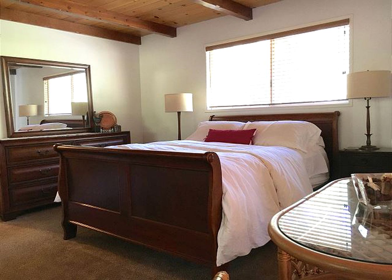 Cabin Rental for Groups in the Mountains of San Jacinto, California
