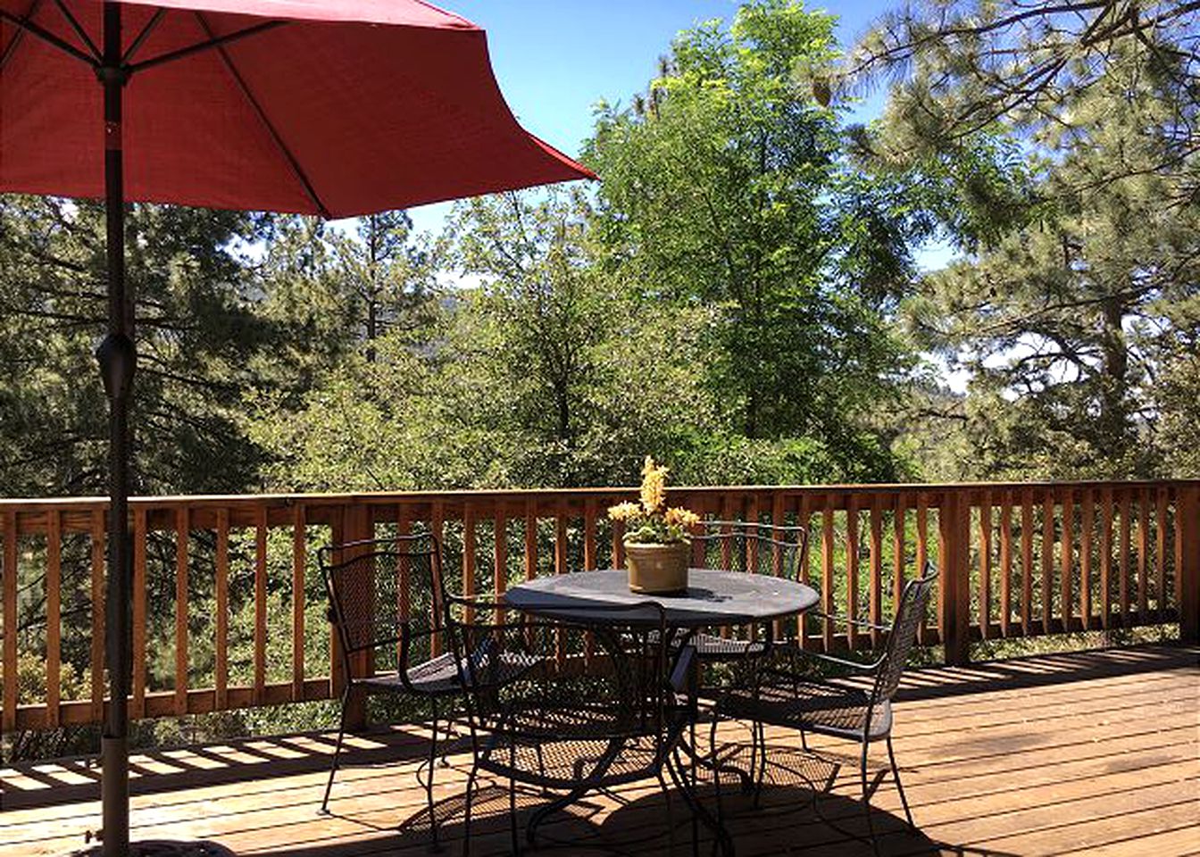 Cabin Rental for Groups in the Mountains of San Jacinto, California