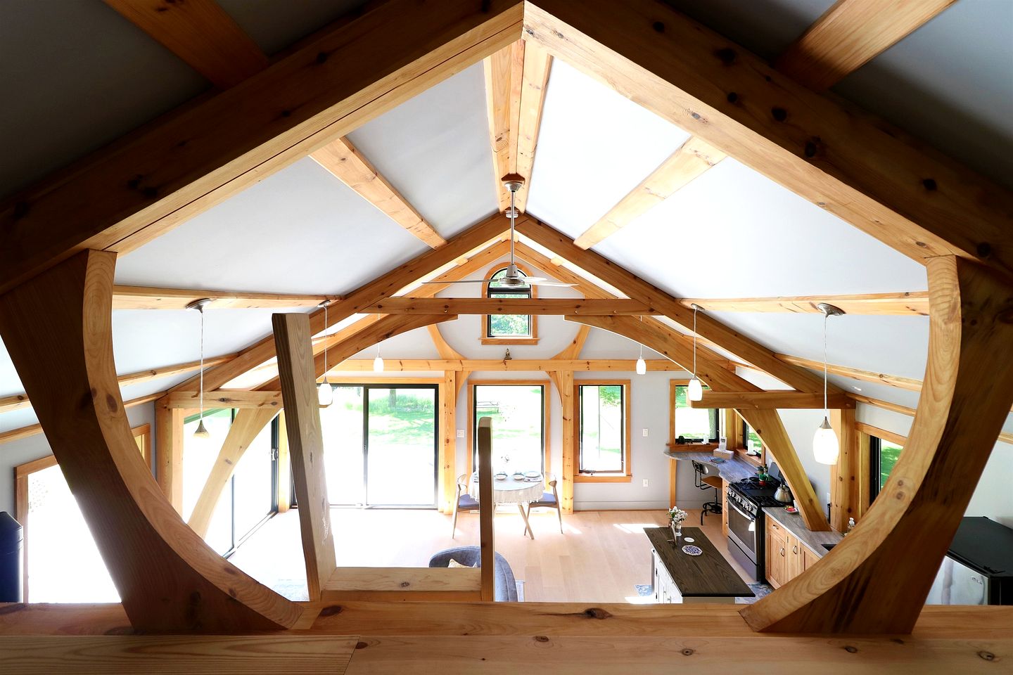 Gorgeous Cottage for Two, Overlooking Pond on 20 acres, Glamping in Pennsylvania