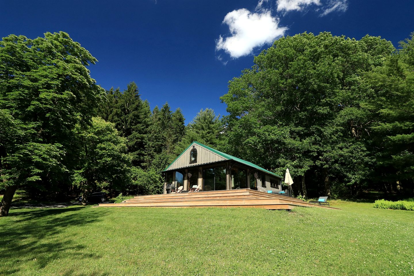 Cabins (United States of America, Spring Mills, Pennsylvania)