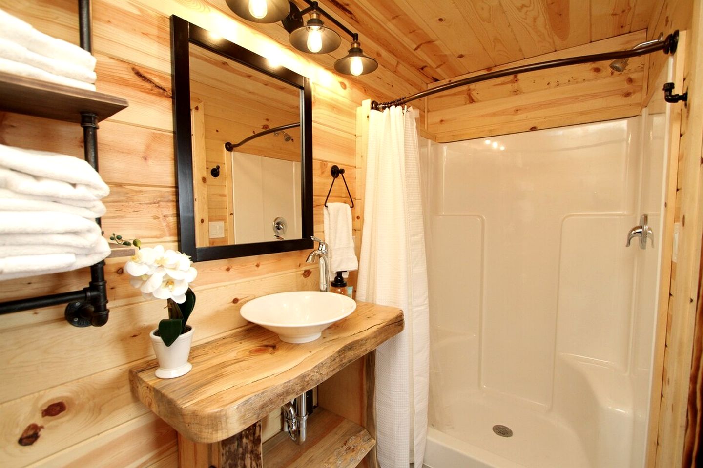 Cabin Rental for Utah Glamping, Zion National Park