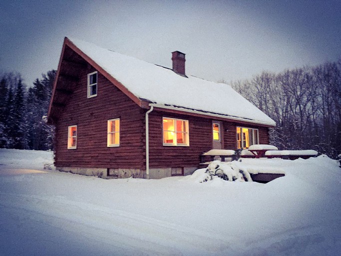 Cabins (Exeter, Maine, United States)