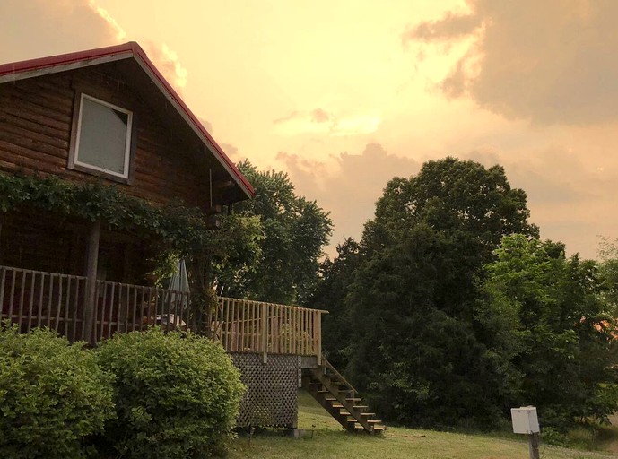 Red Roof Retreat Cabin, Log Cabins, Goreville, United States of America