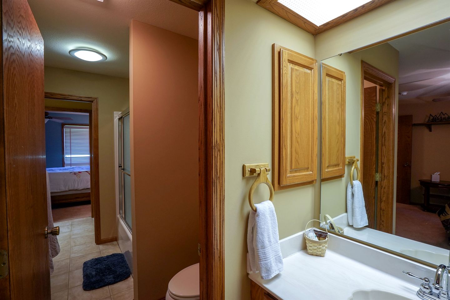 Rural Cabin Rental near Madison River in Ennis, Montana