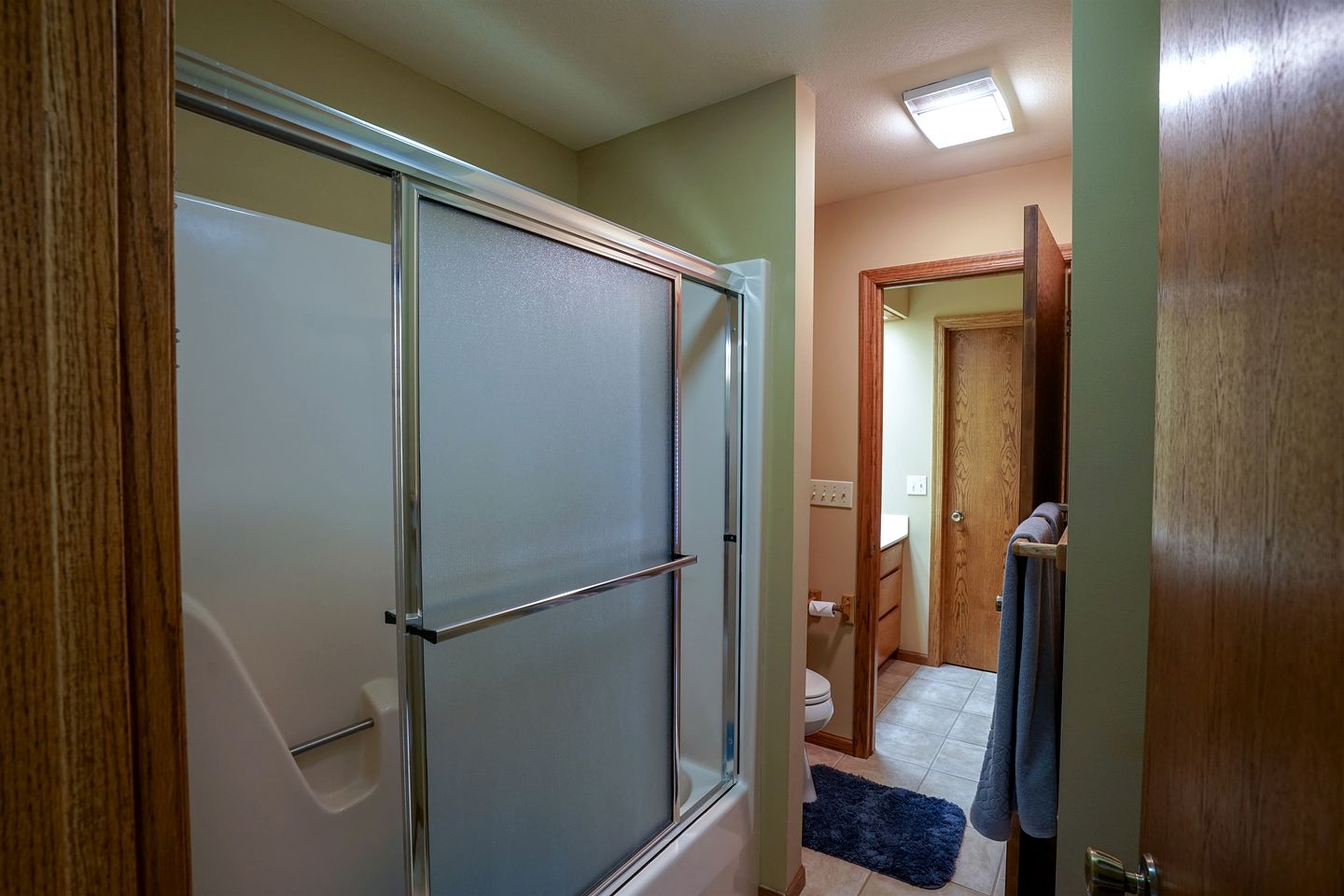 Rural Cabin Rental near Madison River in Ennis, Montana