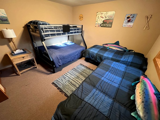 Cabins (United States of America, Ennis, Montana)