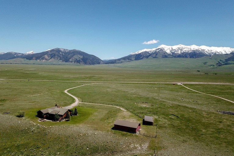 Cabins (United States of America, Ennis, Montana)