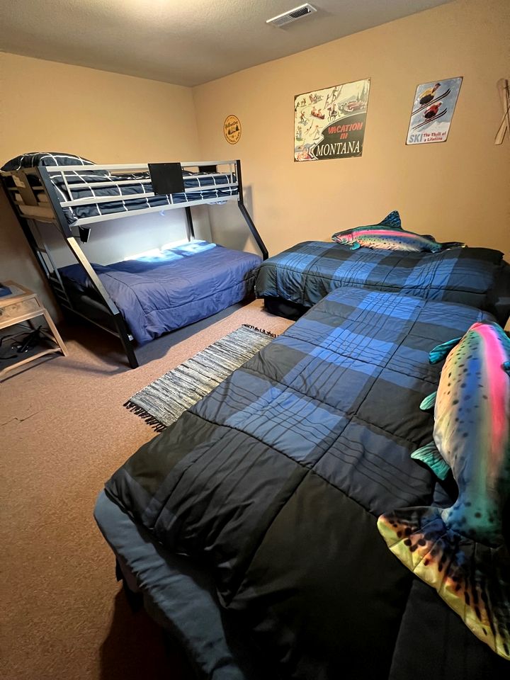 Rural Cabin Rental near Madison River in Ennis, Montana