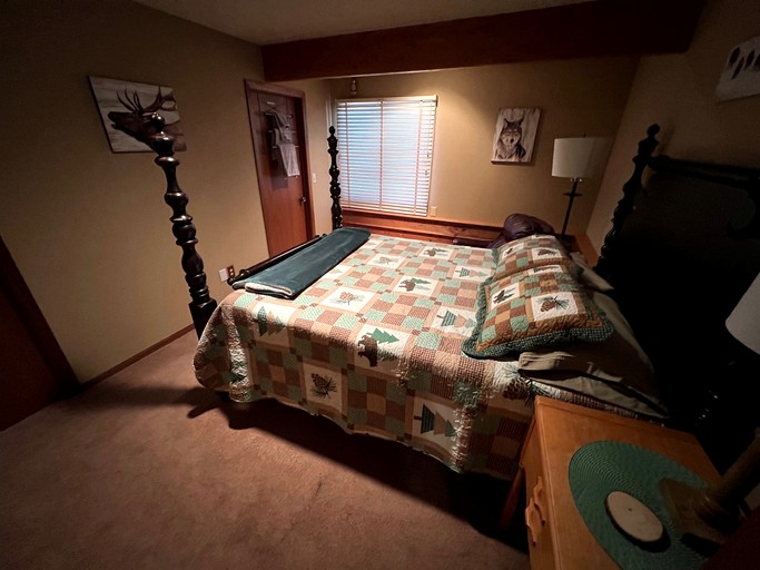 Cabins (United States of America, Ennis, Montana)