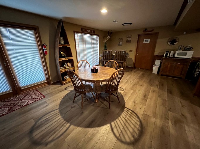 Cabins (United States of America, Ennis, Montana)