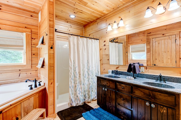 Log Cabins (United States of America, Black Mountain, North Carolina)