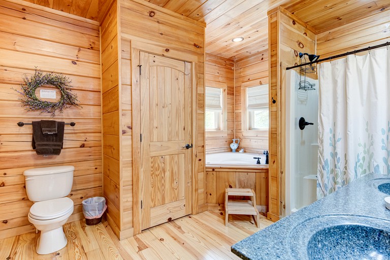 Log Cabins (United States of America, Black Mountain, North Carolina)