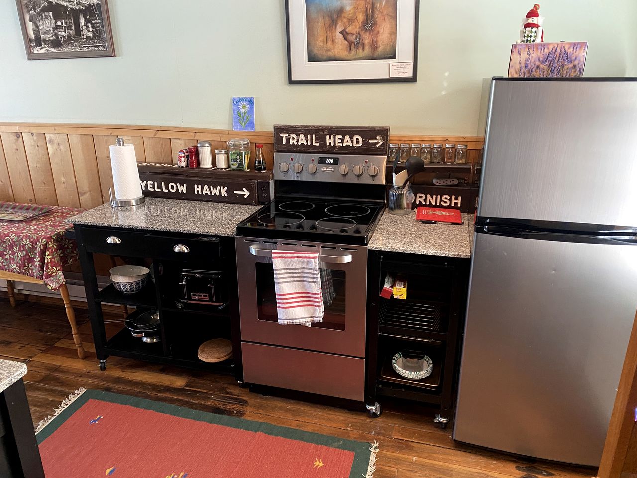 Bright & Spacious Cabin Rental in Mountains near Prince George, BC