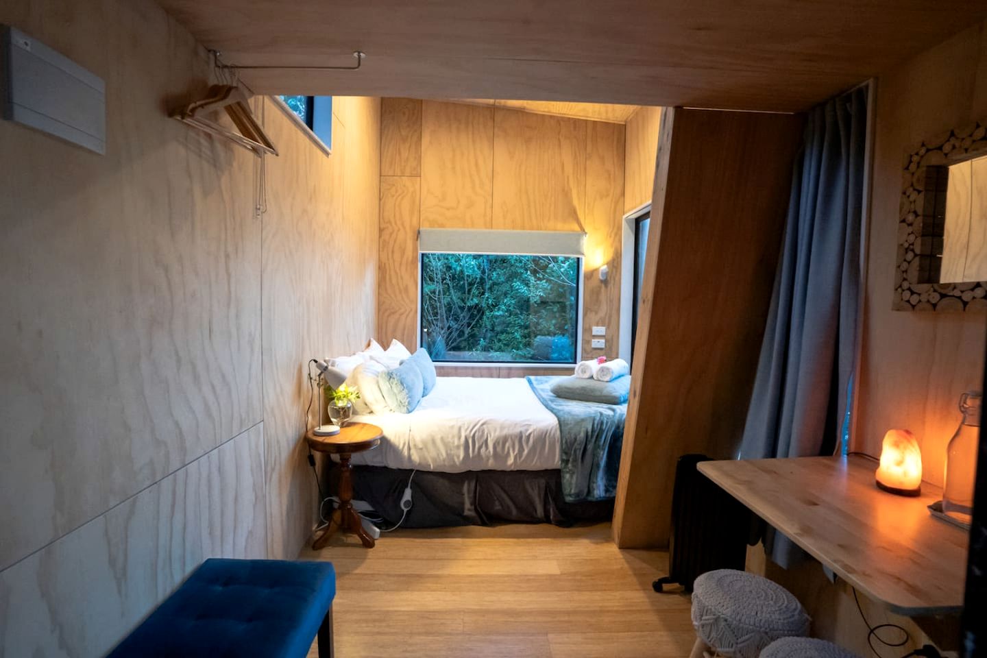Comfortable Cabin Rental for a Queenstown Holiday in New Zealand