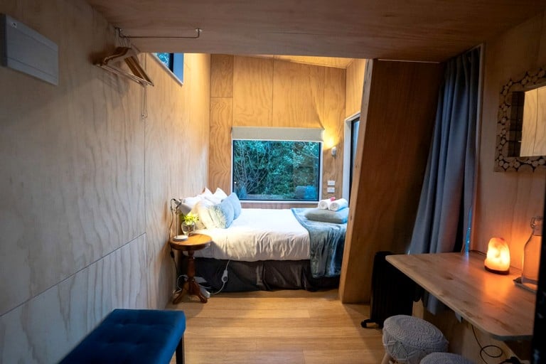 Cabins (New Zealand, Queenstown, South Island)