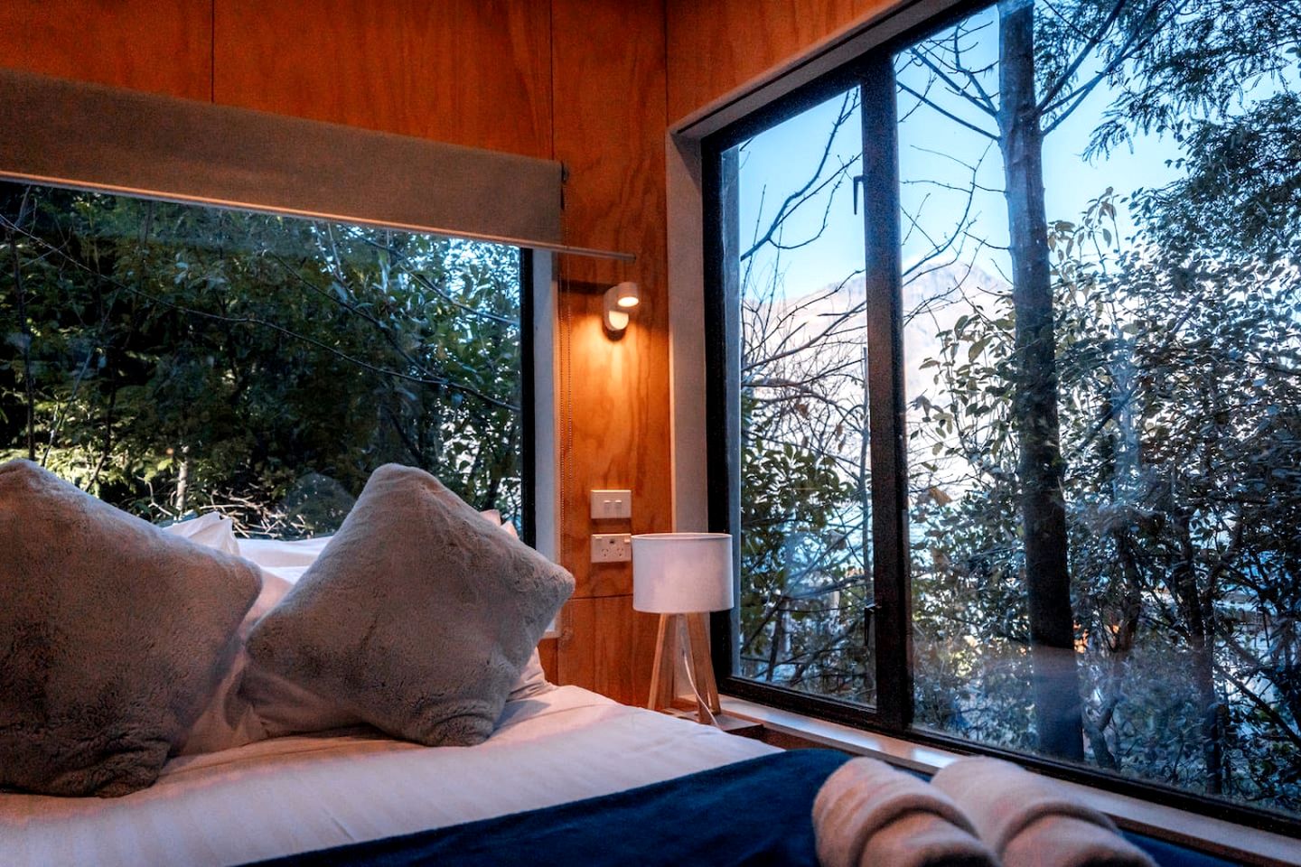 Comfortable Cabin Rental for a Queenstown Holiday in New Zealand