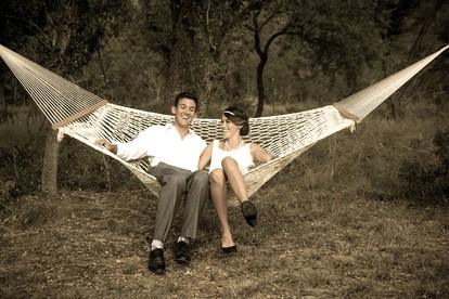 Luxurious Vintage Style Cabin Rental for Romantic Getaways and Texas Hill Country Vacations - Photo 2