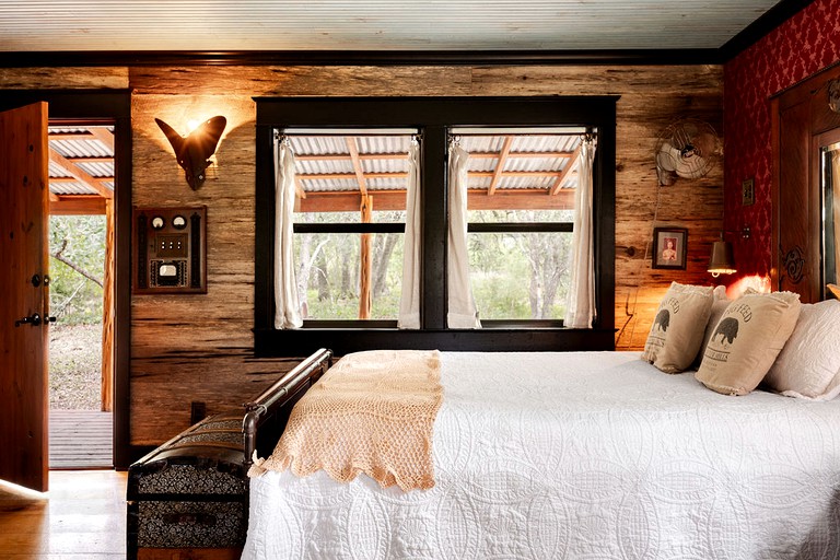 Cabins (United States of America, Wimberley, Texas)