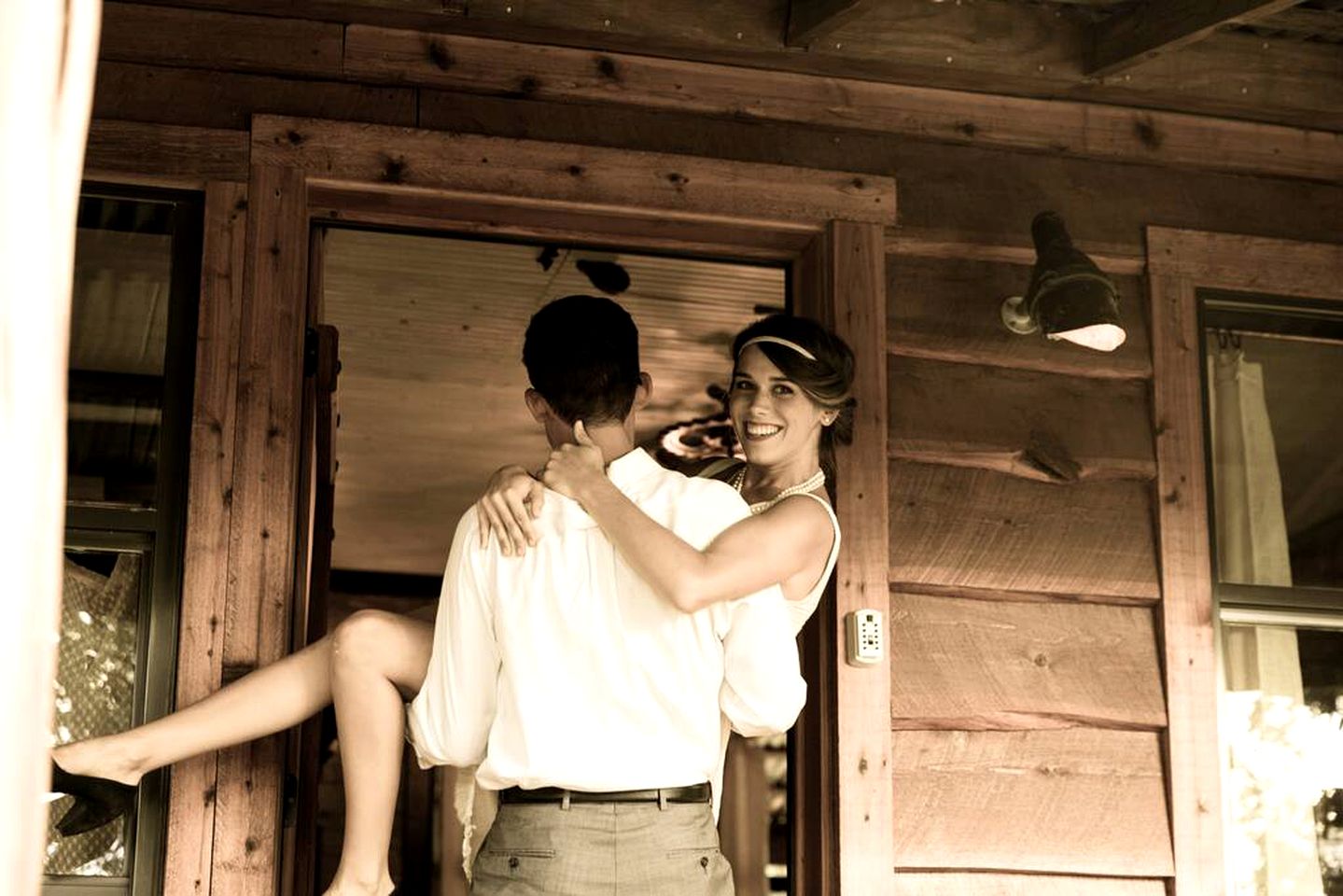Luxurious Vintage Style Cabin Rental for Romantic Getaways and Texas Hill Country Vacations
