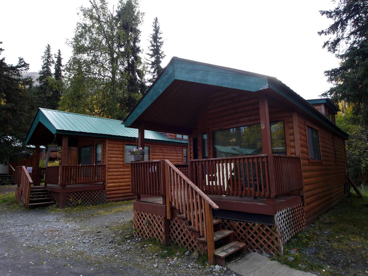 Cabins (United States of America, Cooper Landing, Alaska)