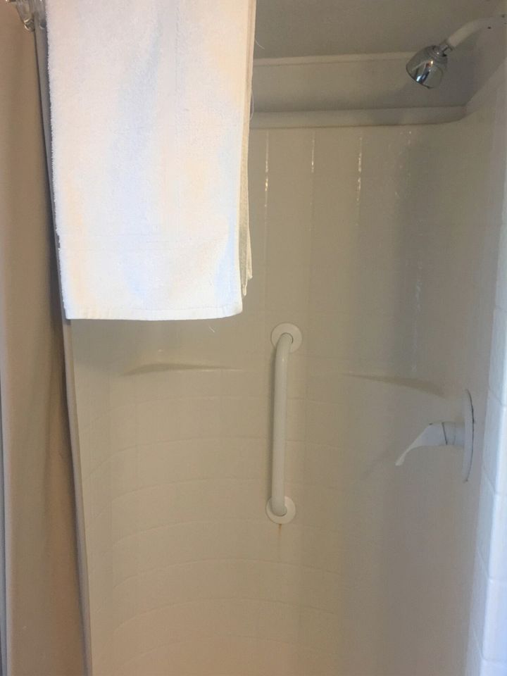 Inviting Cabin Rental with a Loft near the Russian River in Alaska