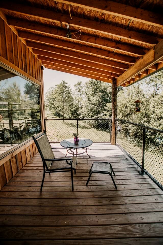 Tranquil Cabin Rental in the Countryside for a Weekend Getaway in Kentucky