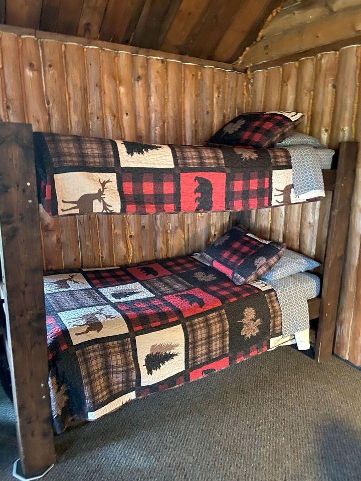 Rustic Cabin Rental with Excellent Hiking Trail Access near Augusta, Maine