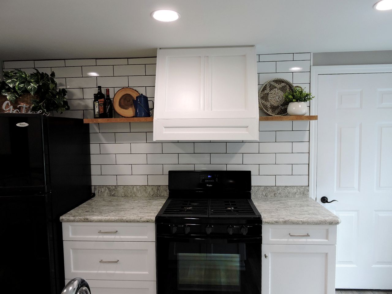 Cabin Retreat for Nature and City Exploration near Sebago Lake State Park, ME