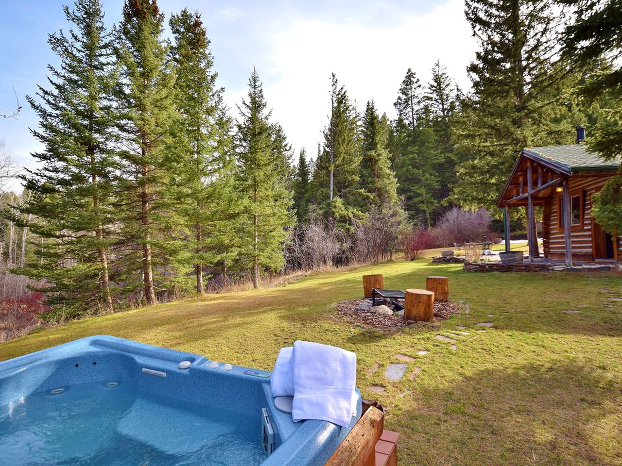 Newly Restored Cabin with Views of The Rocky Mountains in Bozeman, Montana
