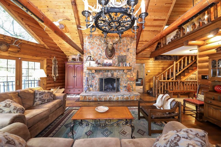 Cabins (United States of America, --, Kentucky)