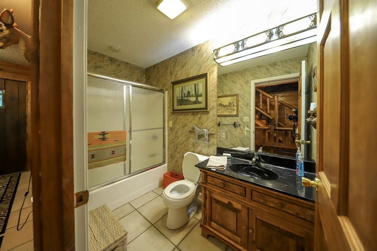 Cabins (United States of America, --, Kentucky)