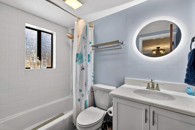 Cabins (United States of America, Hedgesville, West Virginia)