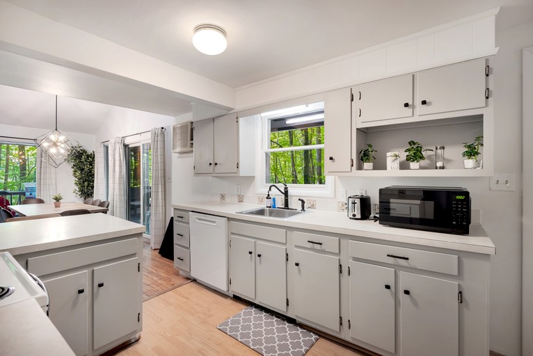 Cabins (United States of America, Berkeley Springs, West Virginia)