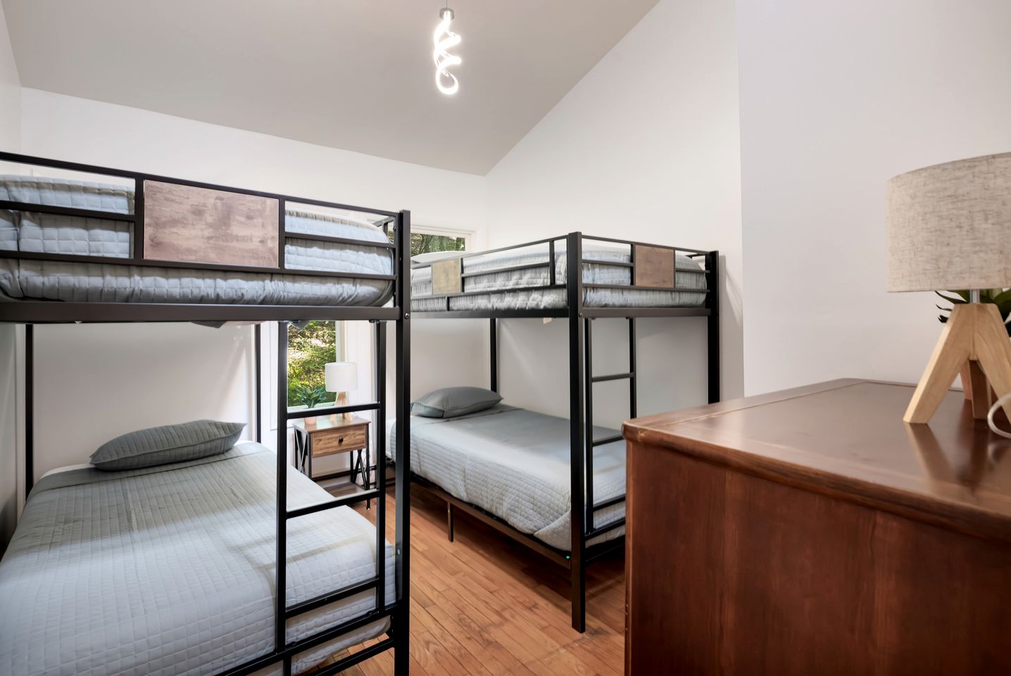 Awesome Cabin with Barbecue in Berkeley Springs, West Virginia