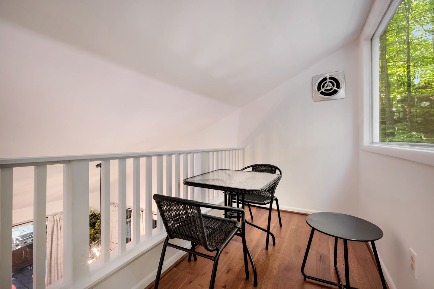 Awesome Cabin with Barbecue in Berkeley Springs, West Virginia