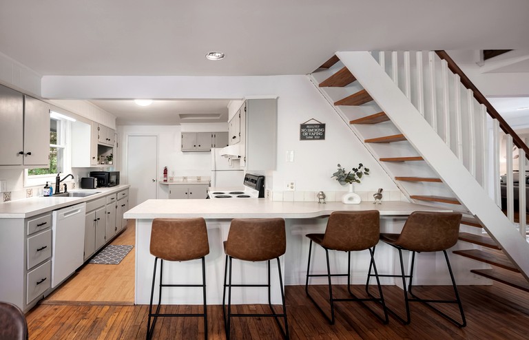 Cabins (United States of America, Berkeley Springs, West Virginia)